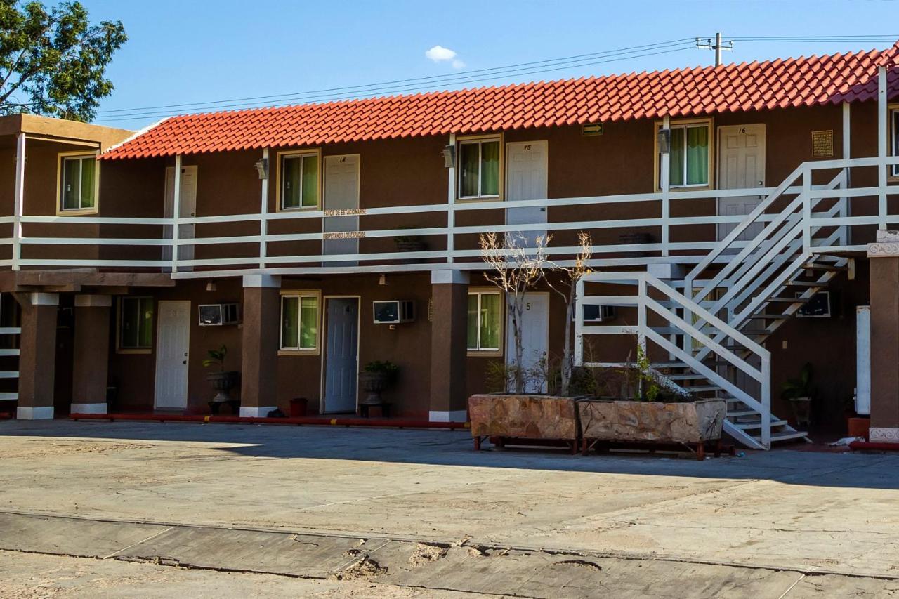 Oyo Hotel San Gilberto Hermosillo Exterior photo